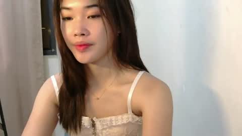 mae_luna online show from August 2, 10:38 pm