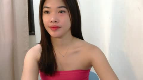 mae_luna online show from August 5, 10:41 pm