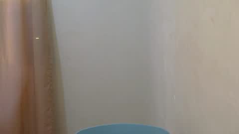 mae_luna online show from August 14, 1:42 am