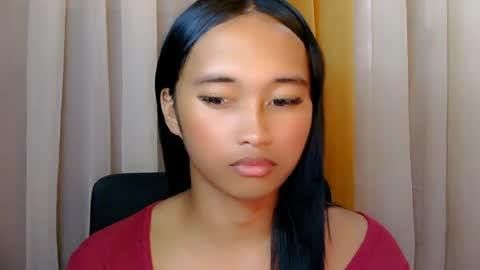 mae online show from August 1, 11:49 am