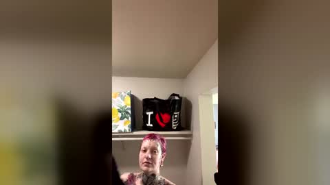 Mae online show from June 21, 1:28 am