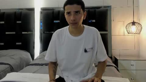 Mael Beischel online show from August 15, 11:36 am