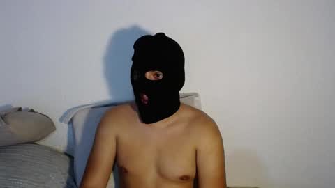 MaelCatch online show from May 25, 1:19 am
