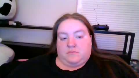 maeluxe online show from July 10, 5:24 am