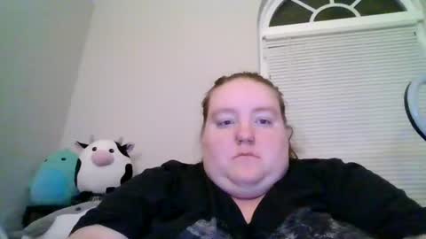maeluxe online show from August 13, 4:26 am