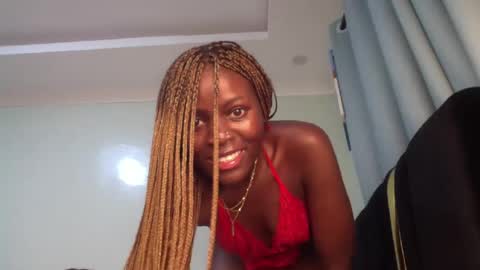 Maelys online show from June 11, 8:04 pm