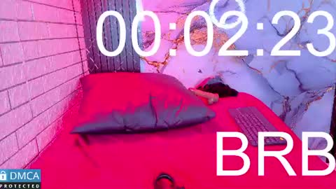 maevekuro online show from August 12, 7:33 am