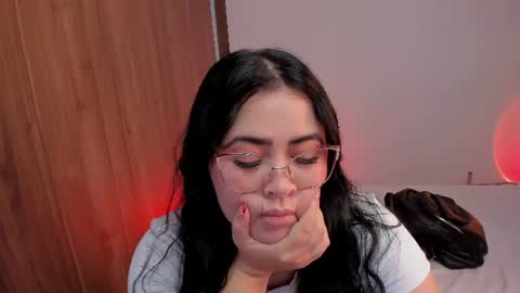 Mafe Montiel online show from August 8, 12:27 pm