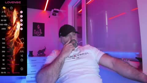 magabear online show from June 3, 7:12 am