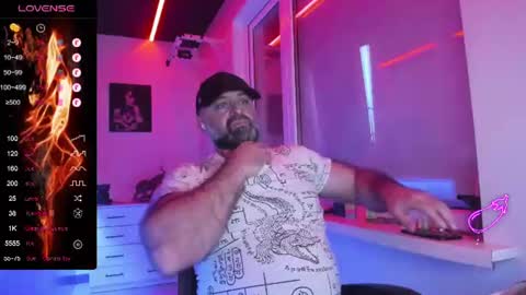 magabear online show from July 10, 11:43 pm