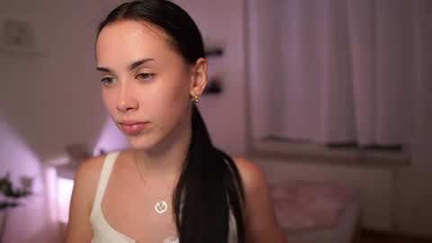 Magen Rain online show from August 11, 4:31 pm