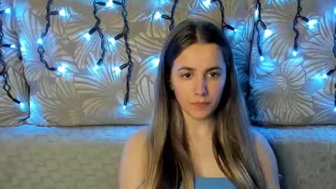 Maggie online show from July 17, 2:00 am