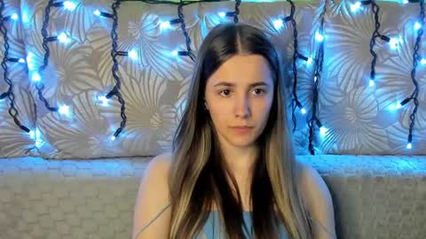 Maggie online show from July 19, 3:19 am