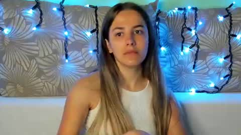 Maggie online show from August 8, 6:02 am