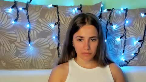 Maggie online show from August 12, 4:15 am