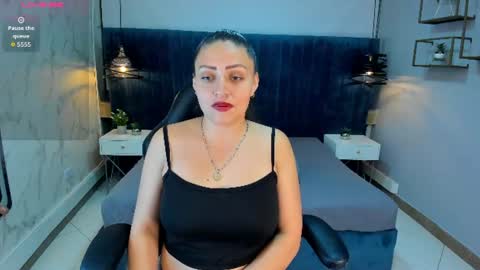 magic_alice__ online show from August 12, 10:06 am