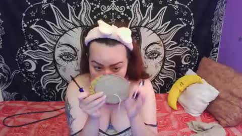 Claire  online show from August 7, 12:49 pm