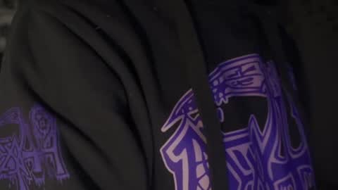 magic_is_real online show from August 17, 4:28 am