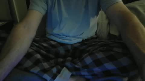 magic_stick28082 online show from June 13, 5:59 am