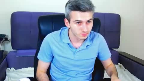 magic_storms online show from August 7, 12:32 am
