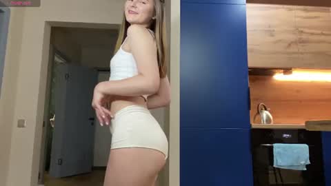 magicalrosie1 online show from September 9, 3:42 pm
