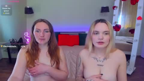 Lili Bella and Ellie online show from April 25, 7:58 am