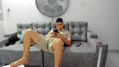magnificent_star18 online show from August 11, 3:41 am