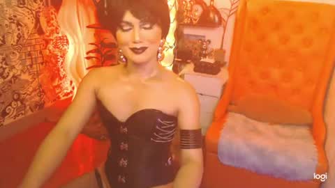 MagnificentlyDEVILQueen online show from August 8, 9:31 am