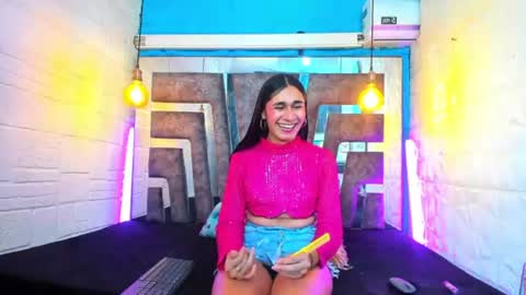 mahiara hot online show from August 10, 5:25 pm