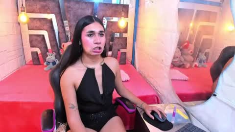 mahiara hot online show from August 13, 1:47 pm
