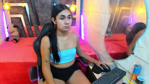 mahiara hot online show from August 15, 4:44 pm