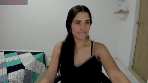 Mahiia online show from June 19, 4:51 pm