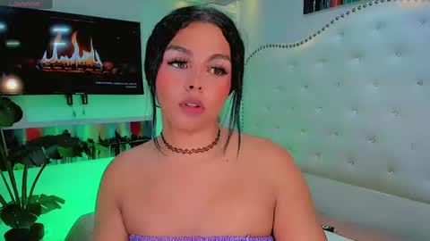 CamiiGarcia online show from August 3, 2:40 am