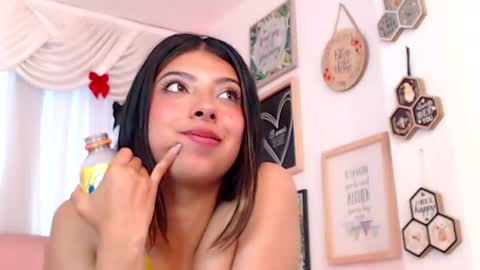 maia_reficco online show from August 14, 5:27 pm