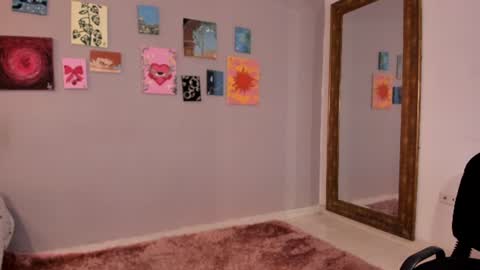 maia_w10 online show from August 10, 3:30 am