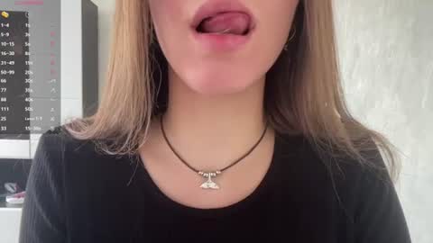 M I A online show from August 14, 8:07 am