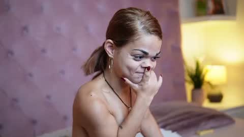  Maia  online show from August 9, 4:46 am