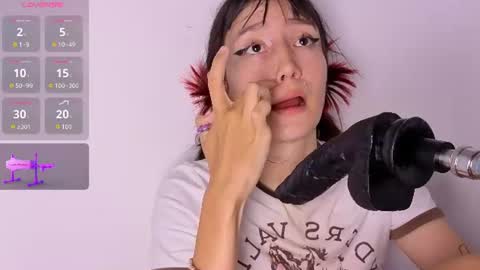 maibys_cute_ online show from August 9, 8:26 am