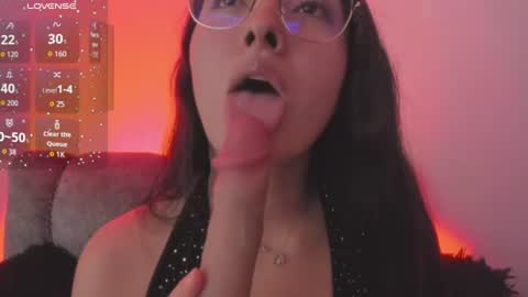 Maiden Queen online show from August 15, 12:58 am