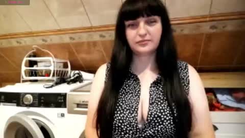 maison_luna online show from August 13, 8:12 pm