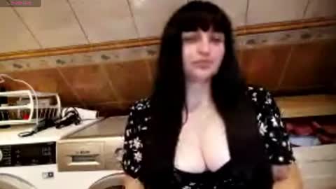 maison_luna online show from August 14, 6:44 pm