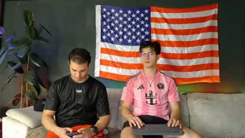 Bastian Arslan online show from July 4, 5:04 pm