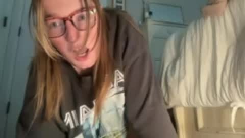 maisystellaxx online show from May 31, 12:12 am