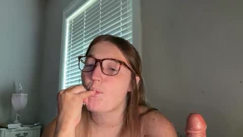 maisystellaxx online show from August 6, 4:39 pm