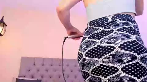   MAITE   online show from August 11, 1:24 pm