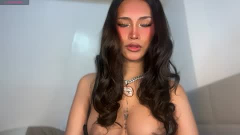 Goddess Lei online show from August 1, 3:01 am