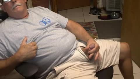 majormike34 online show from July 13, 10:04 pm