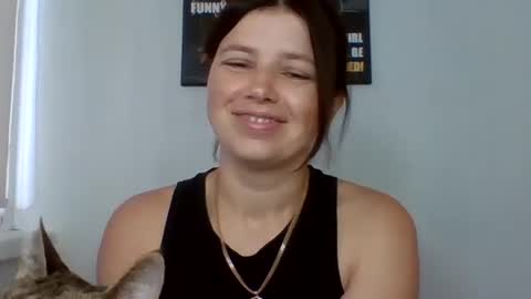 make_mesmile online show from July 23, 7:44 am