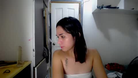 makememoan4uxoxo online show from July 25, 3:27 pm
