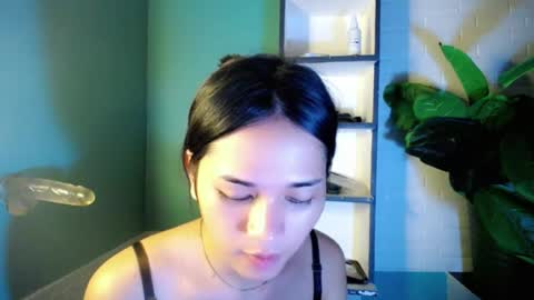 makememoan4uxoxo online show from August 11, 4:03 am